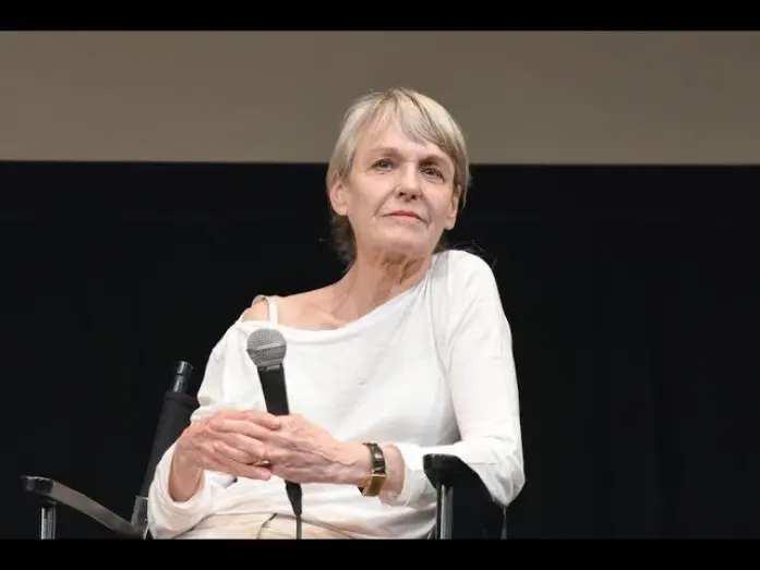 Видео к фильму Хорошая работа | 'Beau Travail' Q&A with Cinematographer Agn&egrave;s Godard