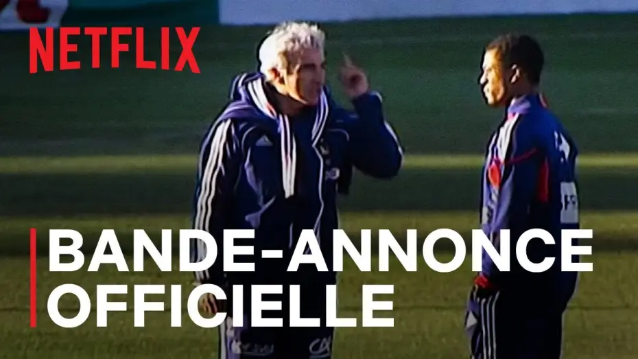 Видео к фильму Le Bus : Les Bleus en gr&egrave;ve | Le Bus : Les Bleus en gr&egrave;ve | Bande-annonce officielle VF | Netflix France