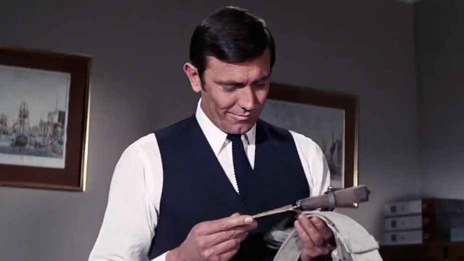 Видео к фильму 007: На секретной службе Её Величества | 007 resigns from MI6