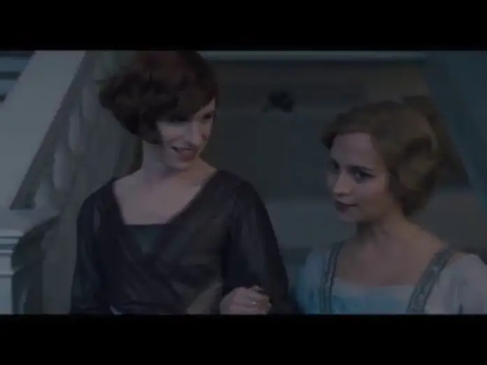 Видео к фильму Девушка из Дании | Danish Girl / Extrait "Arriv&eacute;e" VF  [Au cin&eacute;ma le 20 janvier 2016]