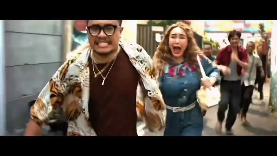 Видео к фильму Check Out Sekarang, Pay Later (Caper) | Amanda Manopo and Fajar Sadboy on the Big Screen | First Look Check Out Now, Pay Later (CAPER)