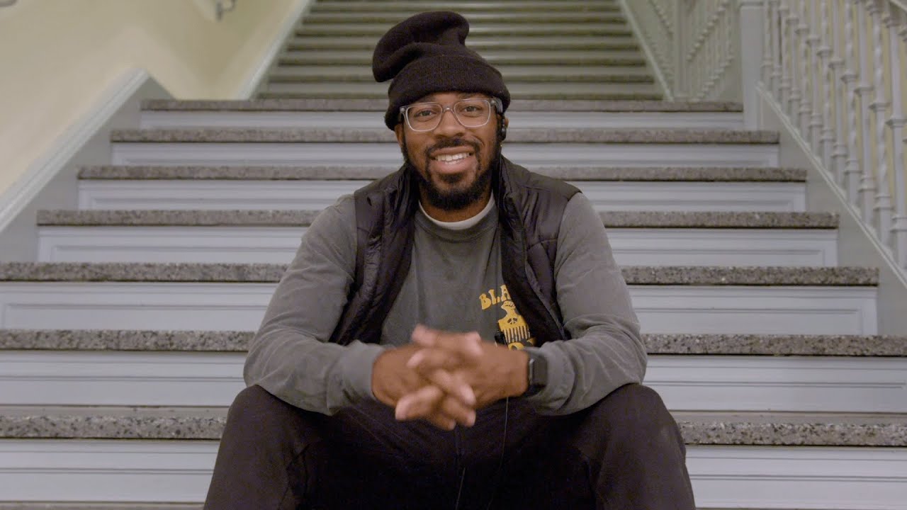 Видео к фильму Дружки | My Universal Story: Melvin Taylor Jr | Bros