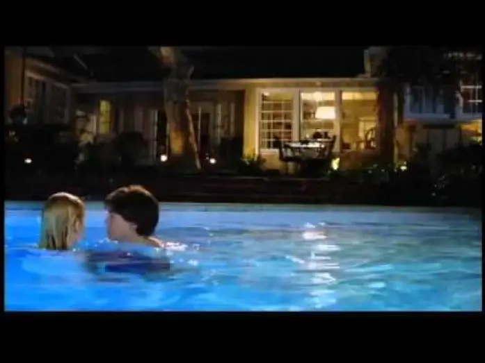 Видео к фильму Соседка | The Girl Next Door - Official Trailer (La Chica de al Lado) 2004