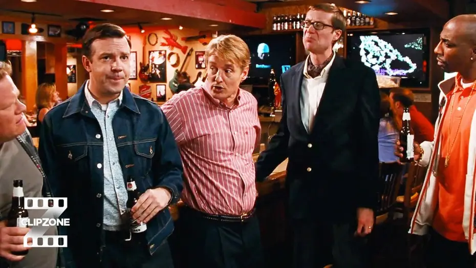 Видео к фильму Безбрачная неделя | Rick and Fred Chase Women at Applebee's