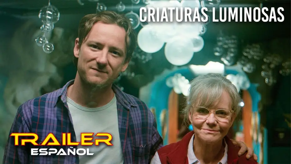 Видео к фильму Remarkably Bright Creatures | Criaturas luminosas - Tr&aacute;iler espa&ntilde;ol