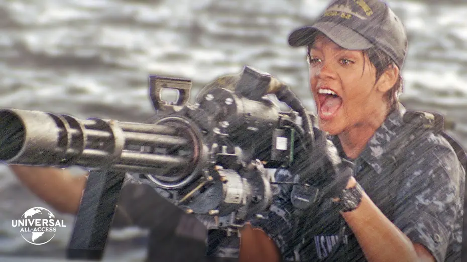 Видео к фильму Морской бой | Rihanna Battles An Intergalactic Threat - Extended Preview