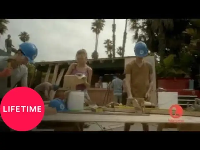 Видео к фильму Голубая лагуна | Blue Lagoon: The Awakening: A Behind the Scenes Look | Lifetime
