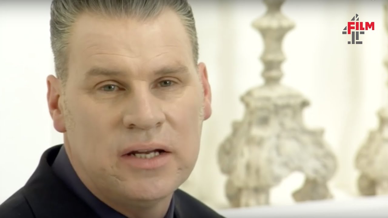 Видео к фильму Клык | Mark Kermode introduces Yorgos Lanthimos' Dogtooth