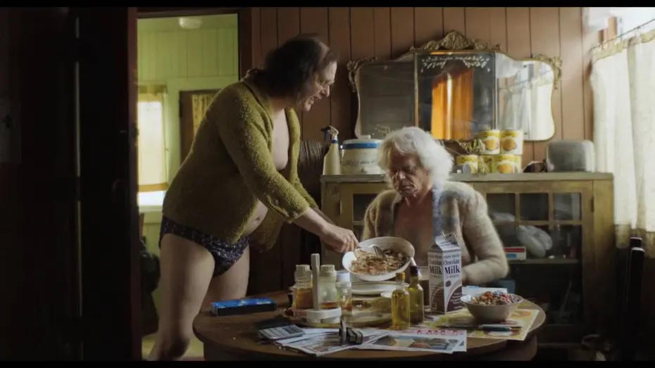 Видео к фильму Сальный душитель | Clip #1 - Greasy Food