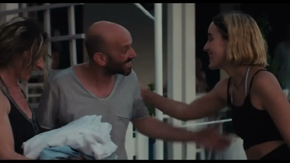 Видео к фильму &Omicron;&iota; ά&gamma;&rho;&iota;&epsilon;&sigmaf; &mu;έ&rho;&epsilon;&sigmaf; &mu;&alpha;&sigmaf; | NOS JOURS SAUVAGES - BANDE-ANNONCE VOST