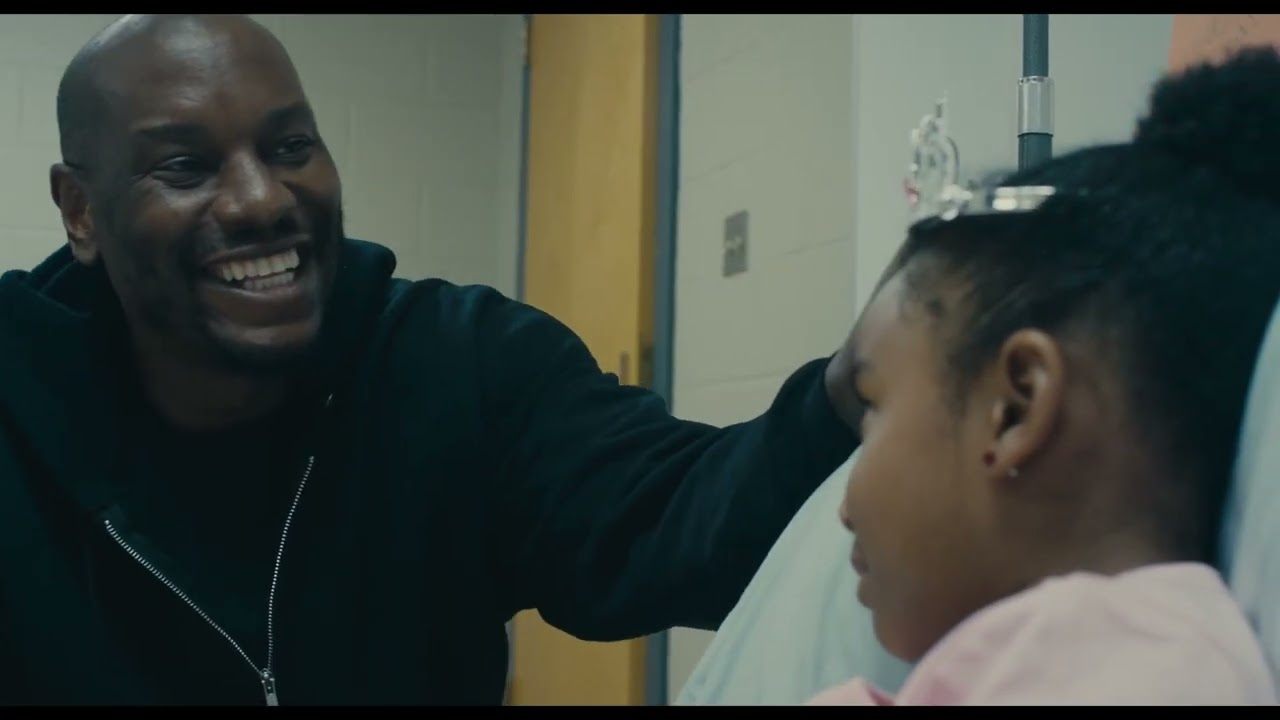 Видео к фильму The System | "You Went To Sleep Without Your Superpowers"