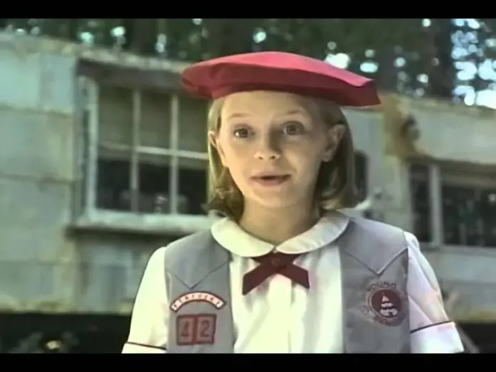 Видео к фильму Луговые собачки | Lawn Dogs Trailer 1998