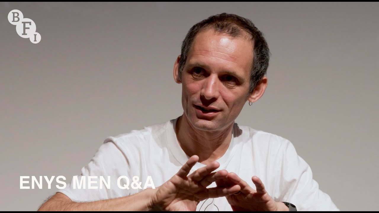 Видео к фильму Каменный остров | Mark Jenkin on Enys Men, hosted by Mark Kermode