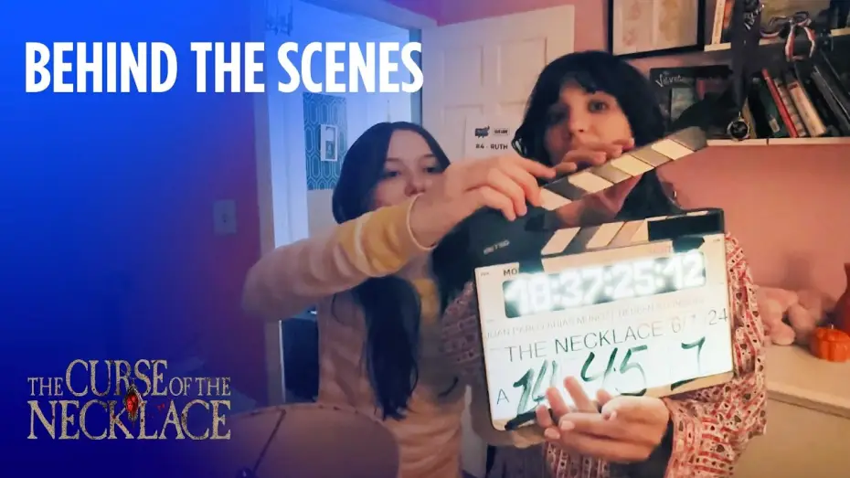 Видео к фильму Проклятое ожерелье | Behind the Scenes: Sister Set Tour