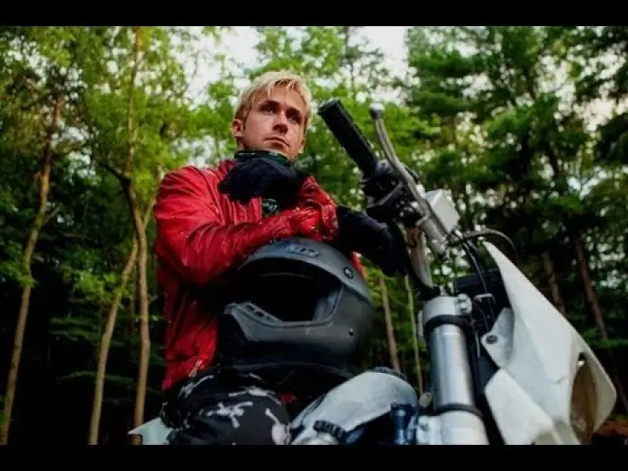 Видео к фильму Место под соснами | "Going To The Place Beyond The Pines" Featurette