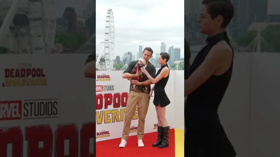 Видео к фильму Дэдпул 3 | UK Photocall