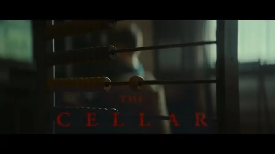 Видео к фильму Заклятье: Спуск к дьяволу | THE CELLAR * Trailer italiano * (Film Horror) 2022
