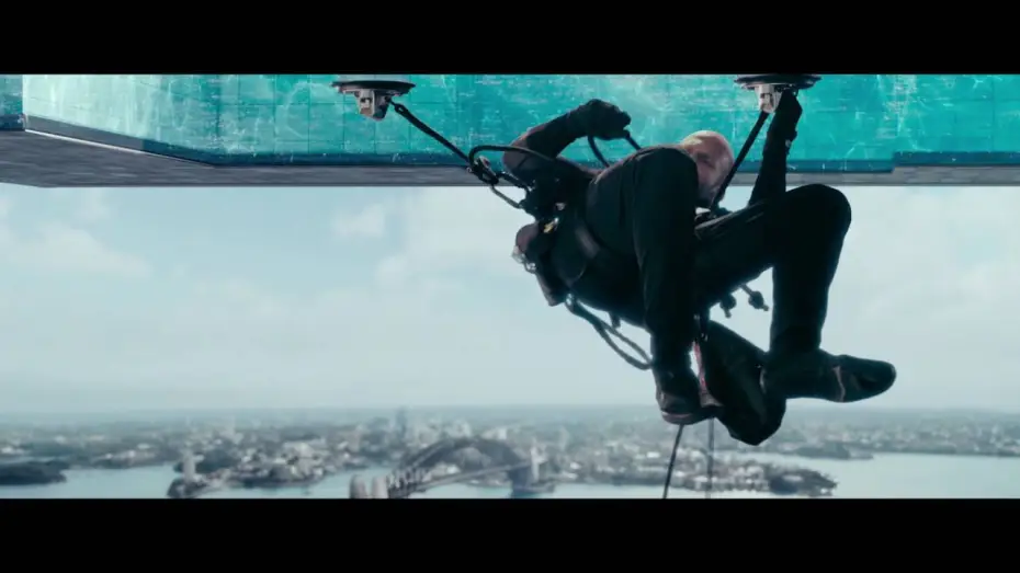 Видео к фильму Механик: Воскрешение | Mechanic : Resurrection - Extrait Pool - FR
