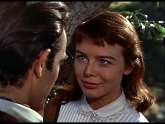 Видео к фильму Дарби О'Гилл и маленький народец | Darby O'Gill - Kiss Scene