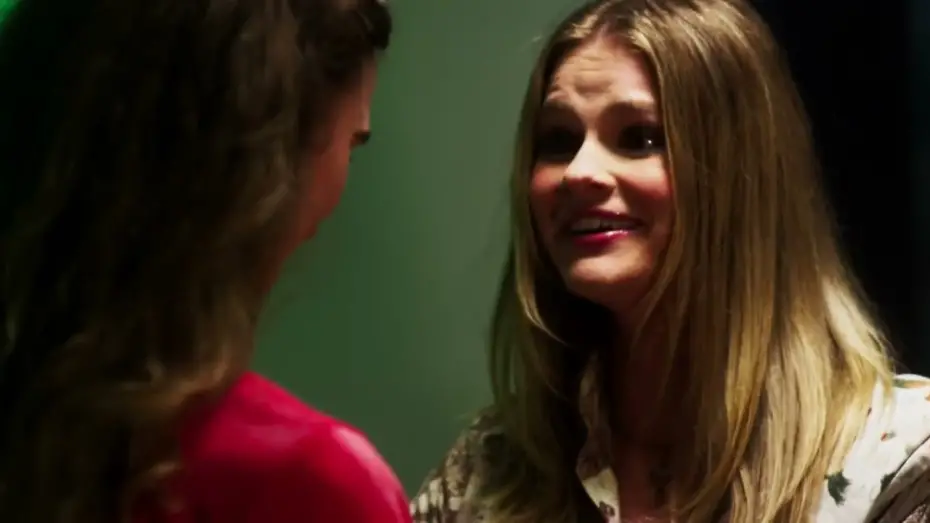 Видео к фильму Carnage for Christmas | Official Trailer