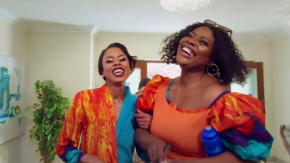 Видео к фильму Real Estate Sisters | Real Estate Sisters Trailer