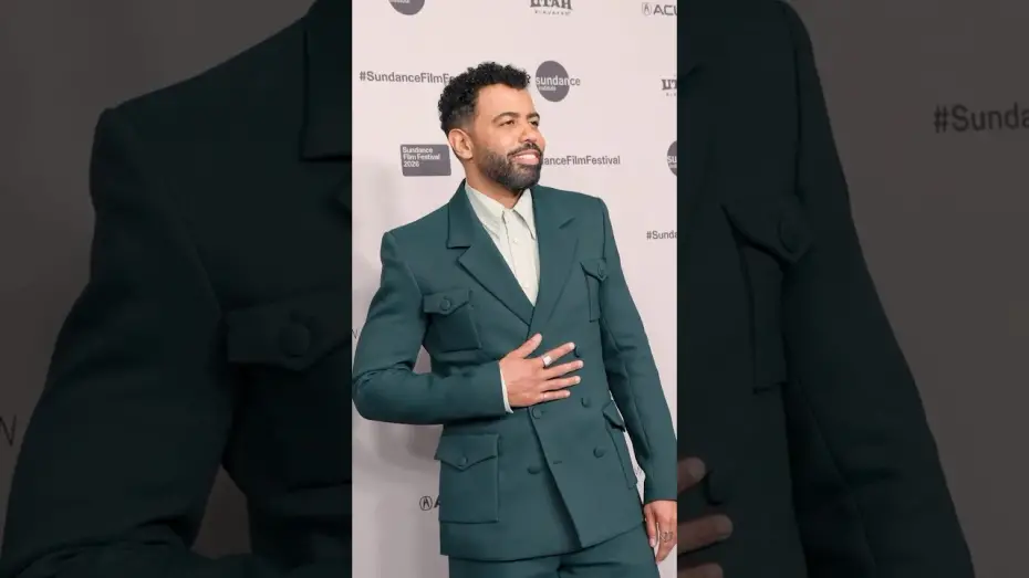 Видео к фильму В мгновение ока | Daveed Diggs