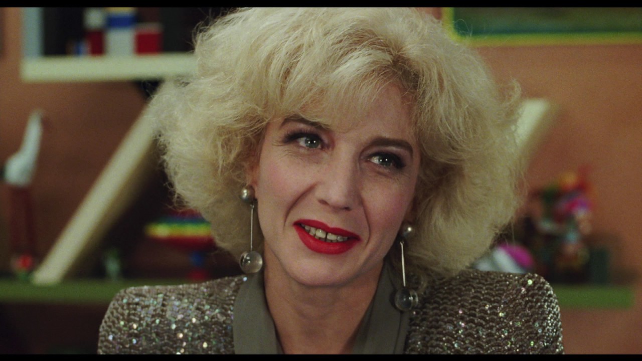 Видео к фильму Высокие каблуки | Высокие каблуки - Trailer