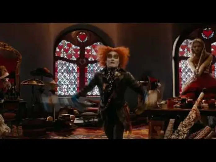 Видео к фильму Алиса в стране чудес | ALICE IN WONDERLAND - Il trailer italiano