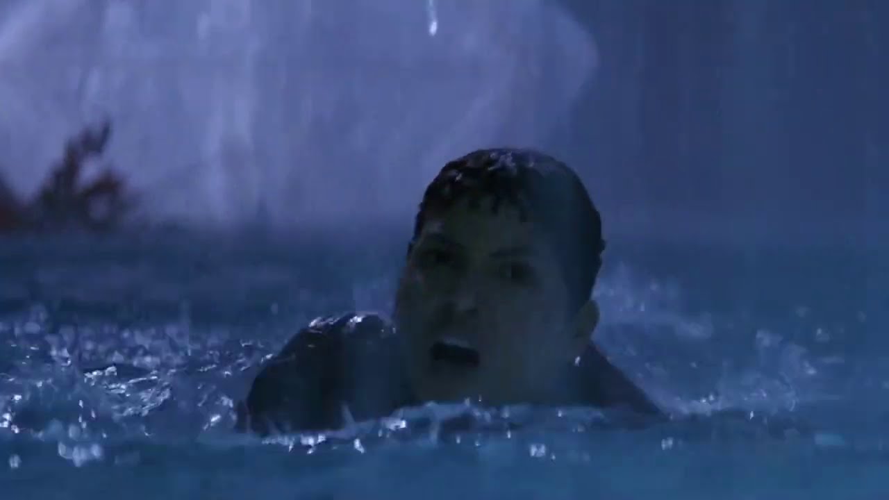 Видео к фильму 007: Умри, но не сейчас | DIE ANOTHER DAY | Frozen Lake Chase