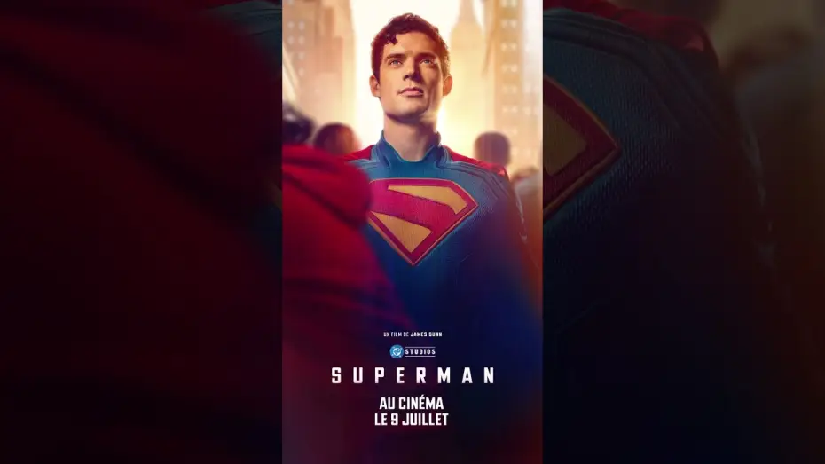 Видео к фильму Супермен | Les temps changent, mais l'espoir demeure. Superman, r&eacute;alis&eacute; par James Gunn, au cin&eacute;ma le 9 juillet.