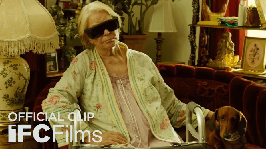 Видео к фильму Такса | Wiener-Dog - Clip "Artist" I HD I IFC Films