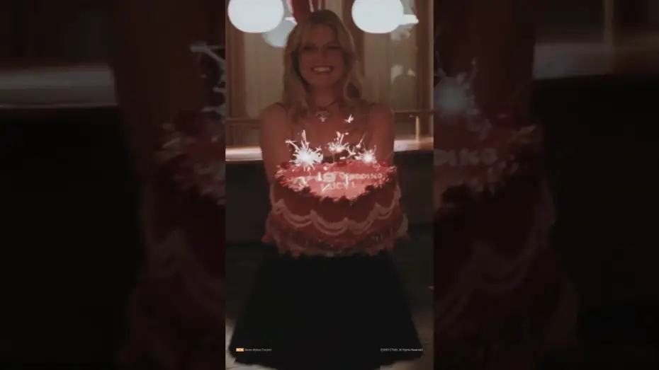 Видео к фильму Материалистка | Word on The Street Review