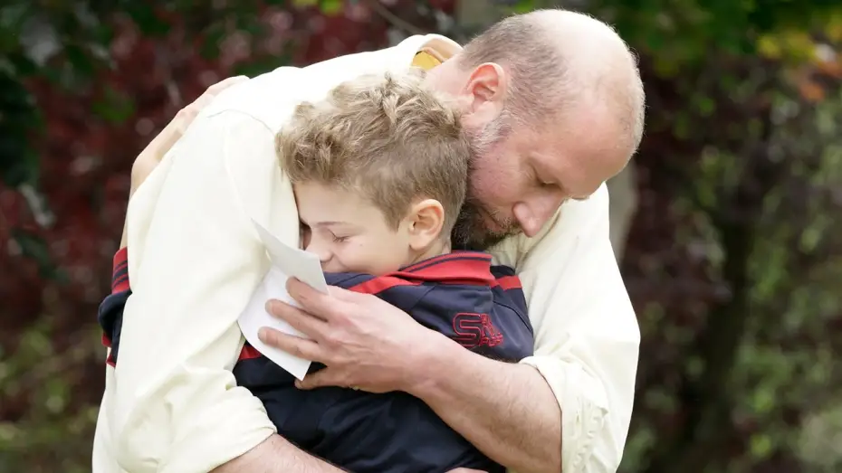 Видео к фильму Папина мечта | OF LOVE AND LIES (2019) - Official HD Trailer