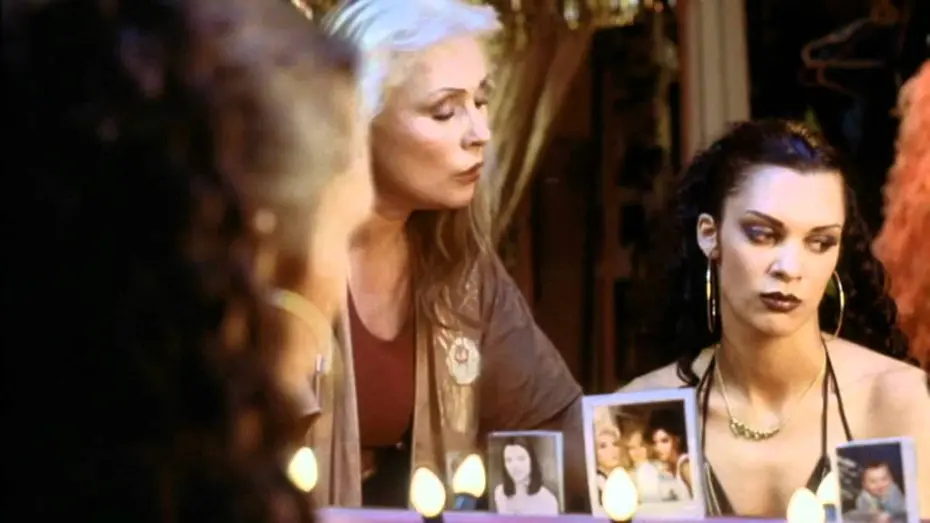 Видео к фильму Подсос | The Fluffer - Trailer