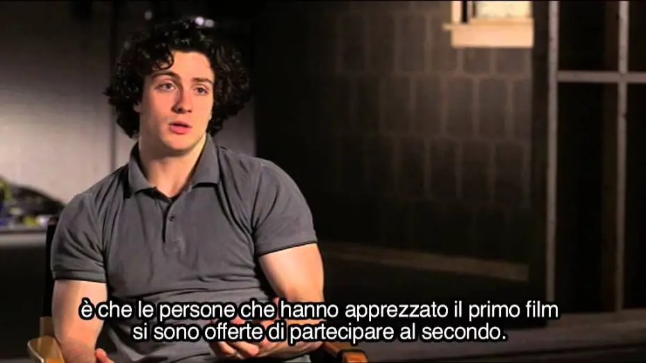 Видео к фильму Пипец 2 | Kick-Ass 2 - Intervista ad Aaron Taylor-Johnson, nel film Kick-Ass (sottotitoli in italiano)
