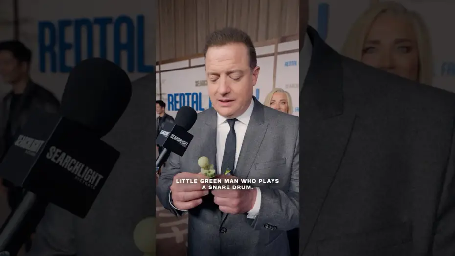 Видео к фильму Семья в аренду | Blind Box Opening