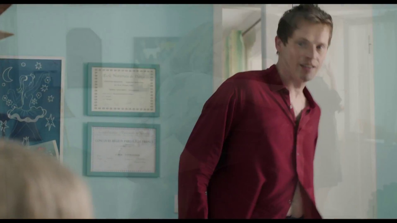 Видео к фильму Щекотка | Little Tickles / Les Chatouilles (2018) - Trailer (English Subs)