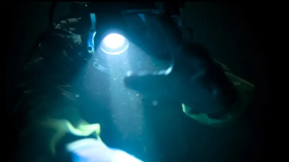 Видео к фильму Последний глоток воздуха | Last Breath - Official UK Trailer