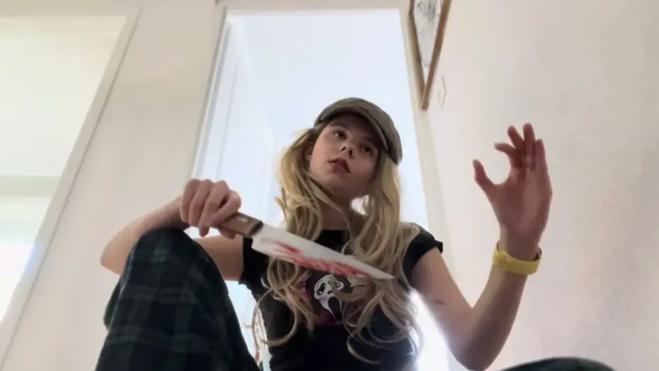 Видео к фильму Psycho Killer Queen | PSYCHO KILLER QUEEN (TRAILER)