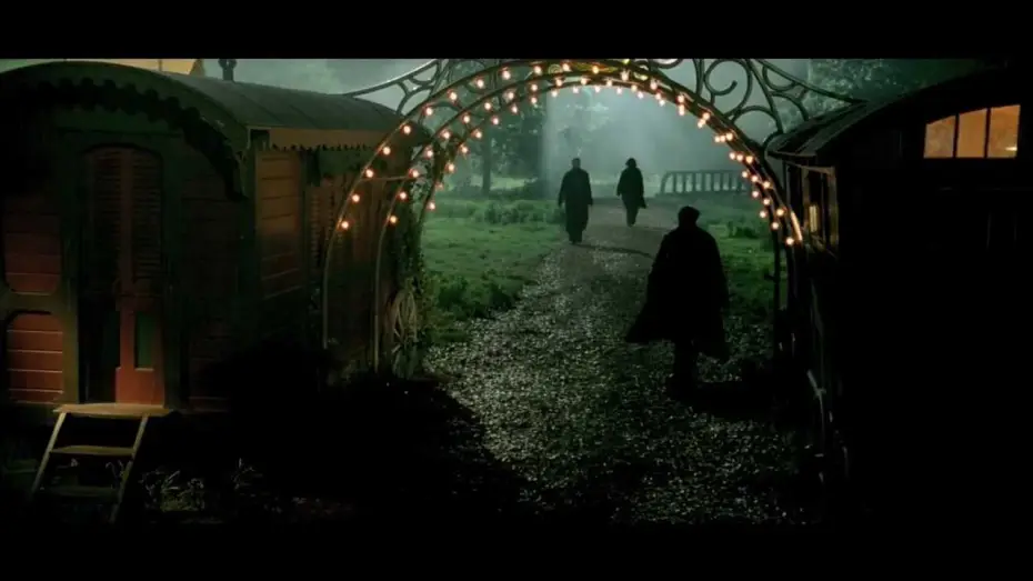 Видео к фильму История одного вампира | Aiuto Vampiro - Trailer italiano ufficiale