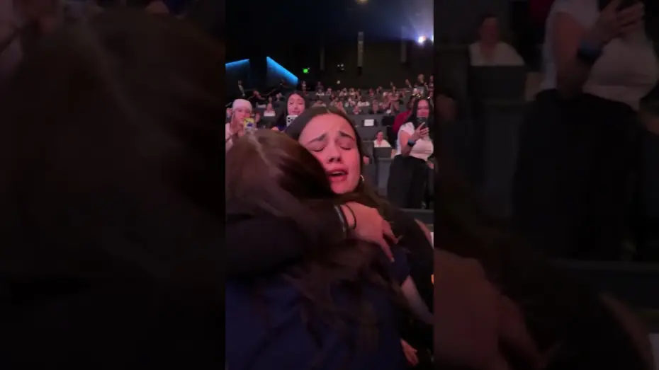 Видео к фильму Billie Eilish - Hit Me Hard and Soft: The Tour (Live in 3D) | Surprise