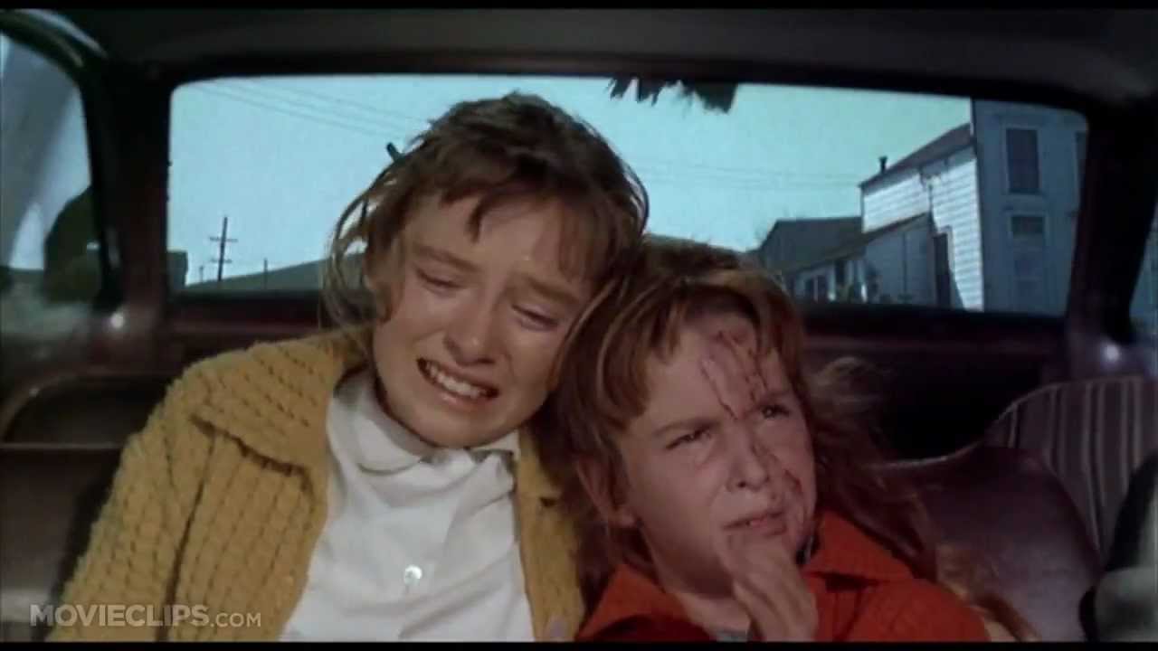 Видео к фильму Птицы | The Birds (1963) - 100th Anniversary Classic Moments [HD]