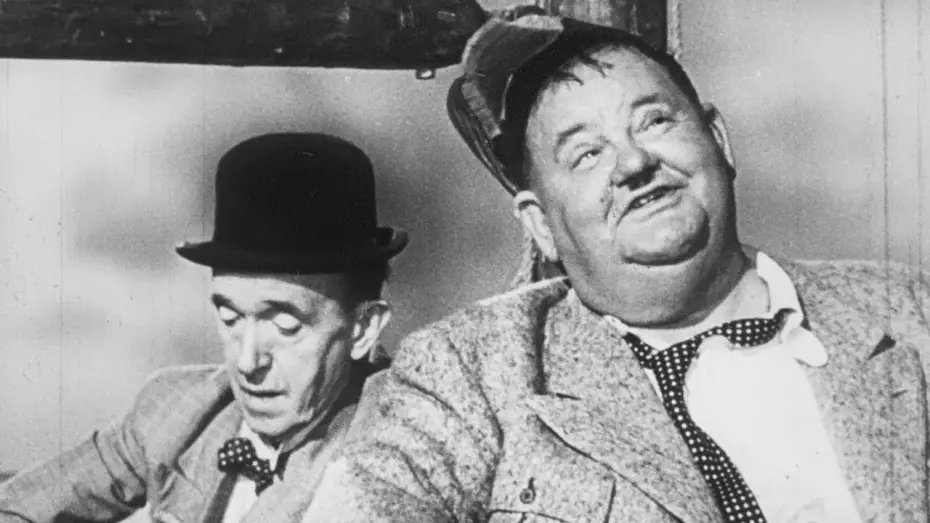 Видео к фильму Утопия | Utopia (1950) ORIGINAL TRAILER