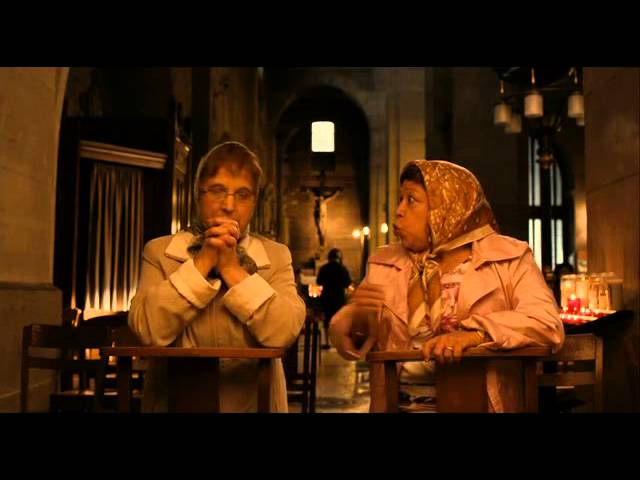 Видео к фильму Золотая клетка | The Gilded Cage / La Cage dor&eacute;e (2013) - Trailer Engl [...]