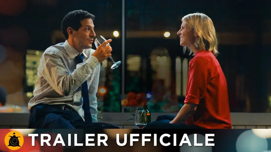 Видео к фильму Герой поневоле | UNA BUGIA PER DUE | Trailer ufficiale | Dal 1&deg; febbraio al cinema
