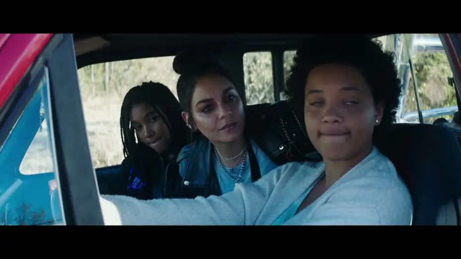 Видео к фильму Сами напросились | Asking For It Clip - Pulled Over