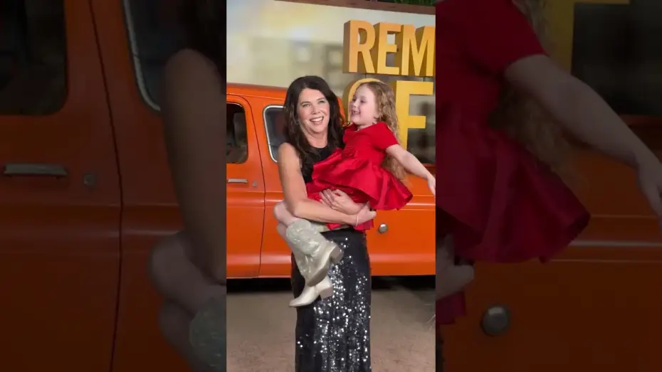 Видео к фильму Reminders of Him | Just the cast slaying the red carpet during the US tour of Reminders Of Him