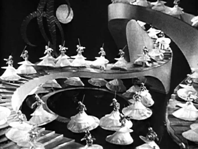 Видео к фильму Золотоискатели 1933-го года | Gold Diggers of 1933 - Clip