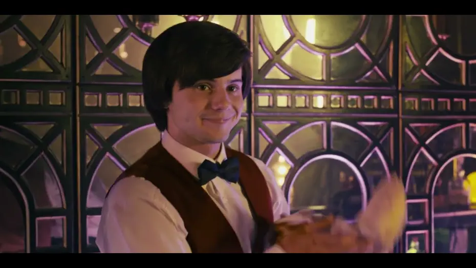 Видео к фильму Blood'less' Revolution | "Revolu&ccedil;&atilde;o (Sem) Sangue" | Trailer oficial | 11 de Abril no cinema