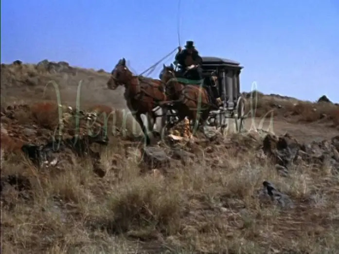 Видео к фильму Большой куш для маленькой леди | A Big Hand for a Little Lady - Theatrical Trailer (Warner Archive Collection)